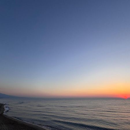 Paradiso Fronte Mare Villa Agnone Bagni Buitenkant foto