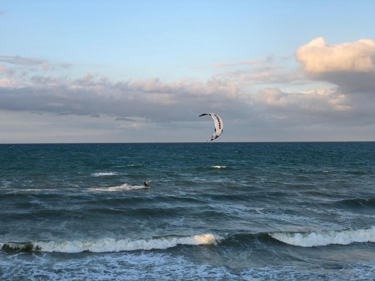 Paradiso Fronte Mare Villa Agnone Bagni Buitenkant foto